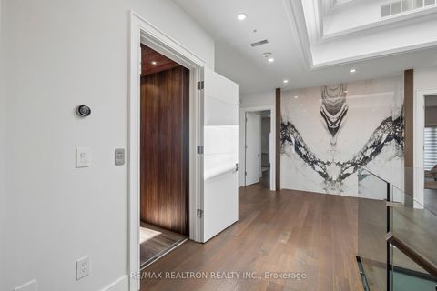 Photo 18 at 316 Parkview Avenue, Willowdale East, Toronto