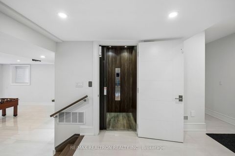 Photo 33 at 316 Parkview Avenue, Willowdale East, Toronto