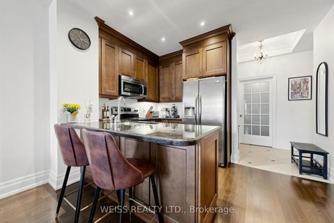 Photo 22 at 114 - 21 Burkebrook Place, York Mills, Toronto