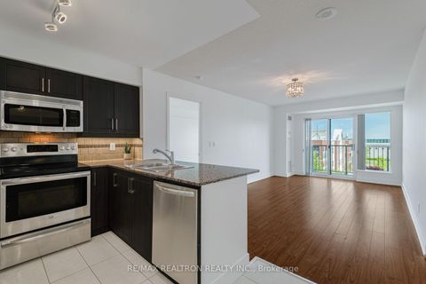 Photo 10 at 505 - 185 Oneida Crescent, Langstaff, Richmond Hill