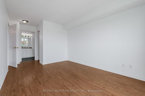 Photo 18 at 505 - 185 Oneida Crescent, Langstaff, Richmond Hill