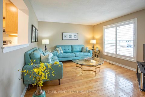Photo 4 at 272 Jeff Smith Court, College Manor, Newmarket