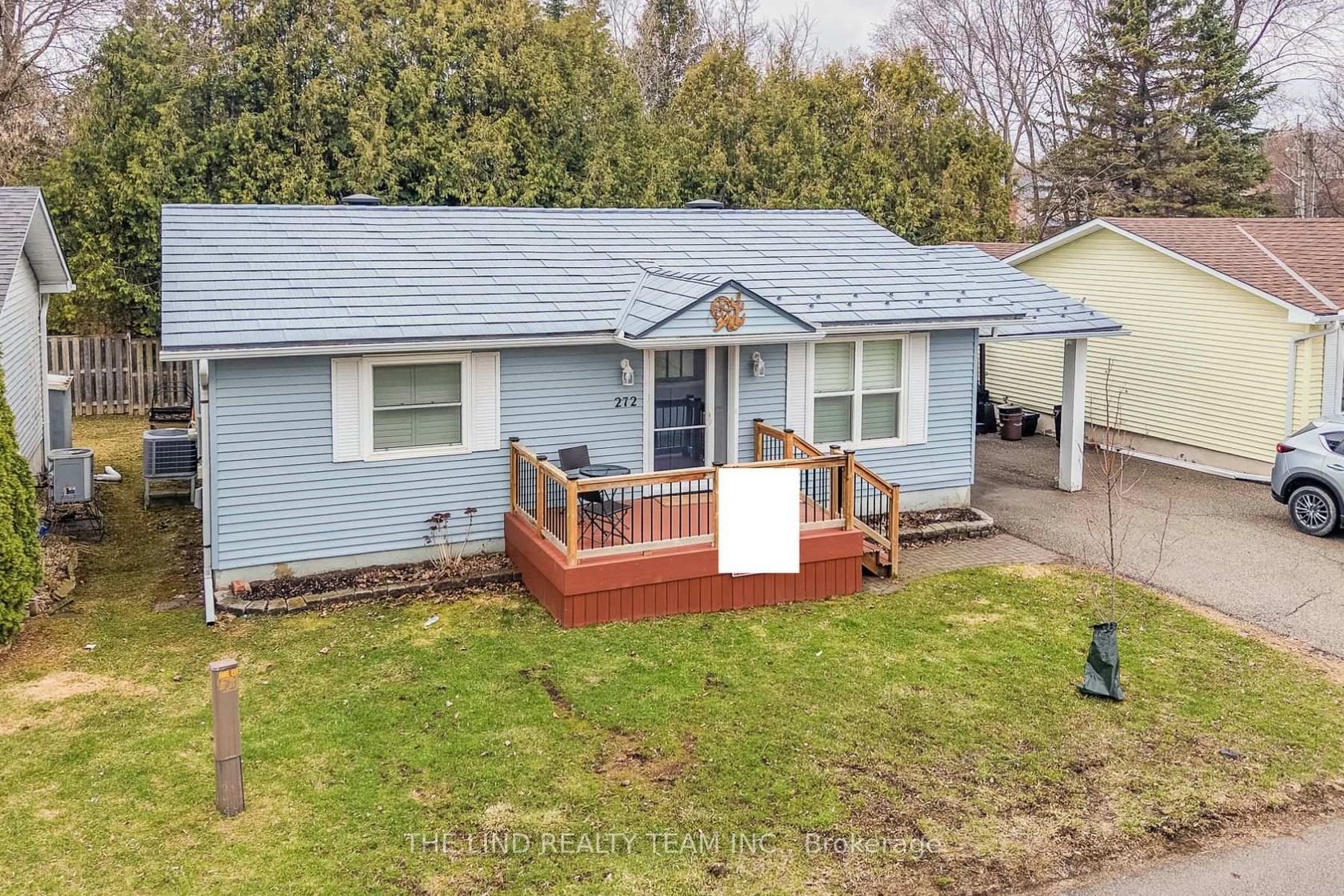 272 Jeff Smith Court, College Manor, Newmarket 