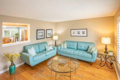 Photo 2 at 272 Jeff Smith Court, College Manor, Newmarket