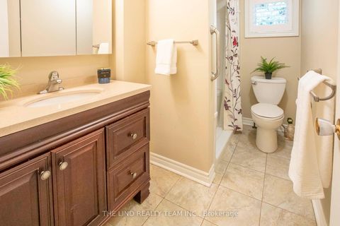 Photo 14 at 272 Jeff Smith Court, College Manor, Newmarket