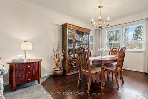 Photo 8 at 22 Woodgrove Drive, West Hill, Toronto