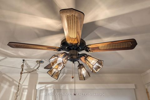 Photo 13 at 22 Woodgrove Drive, West Hill, Toronto