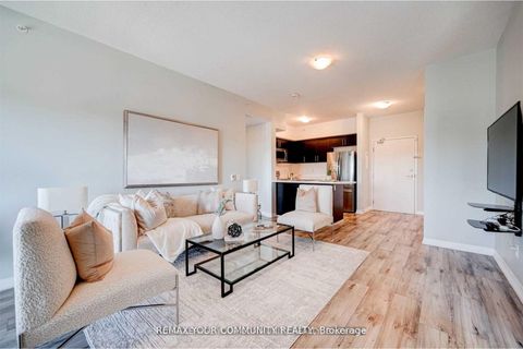 Photo 10 at 304 - 295 Cundles Road, Little Lake, Barrie