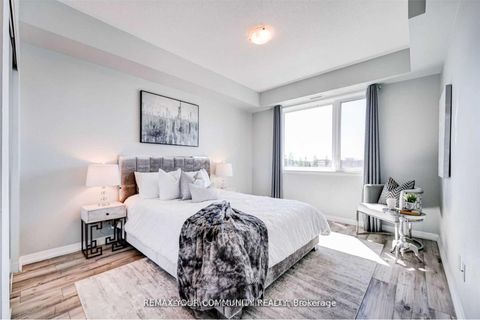 Photo 13 at 304 - 295 Cundles Road, Little Lake, Barrie
