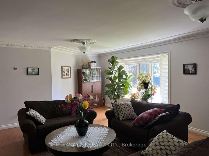 Photo 16 at 5 Worden View, Rural Halton Hills, Halton Hills