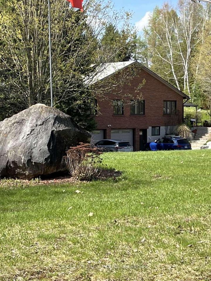 Photo 36 at 5 Worden View, Rural Halton Hills, Halton Hills