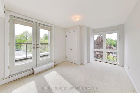 Photo 17 at 401 - 645 Millwood Road, Mount Pleasant East, Toronto