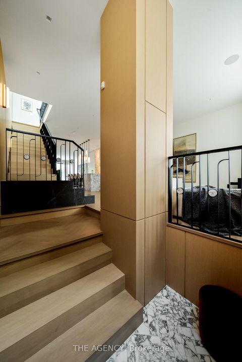 Photo 2 at 126 Sherwood Avenue, Mount Pleasant East, Toronto