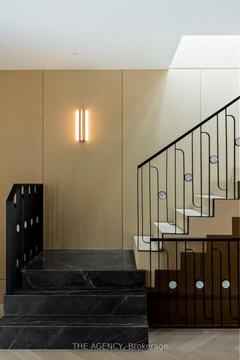 Photo 17 at 126 Sherwood Avenue, Mount Pleasant East, Toronto