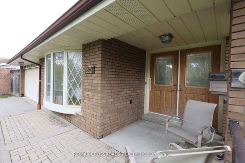 Photo 4 at 83 Pegasus Trail, Woburn, Toronto