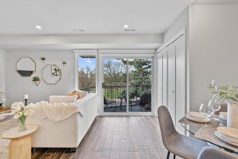 Photo 3 at 4 - 2 Withrow Avenue, North Riverdale, Toronto