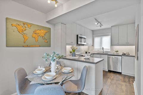 Photo 10 at 4 - 2 Withrow Avenue, North Riverdale, Toronto