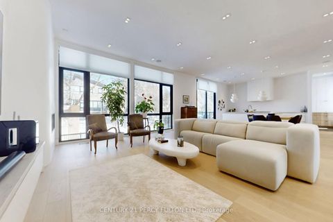 Photo 17 at 128 Anndale Drive, Willowdale East, Toronto
