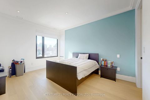 Photo 35 at 128 Anndale Drive, Willowdale East, Toronto