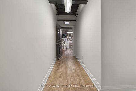 Photo 29 at 10 - 160 Cidermill Avenue, Concord, Vaughan