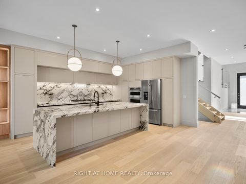 Photo 13 at 57 Alameda Avenue, Oakwood Village, Toronto