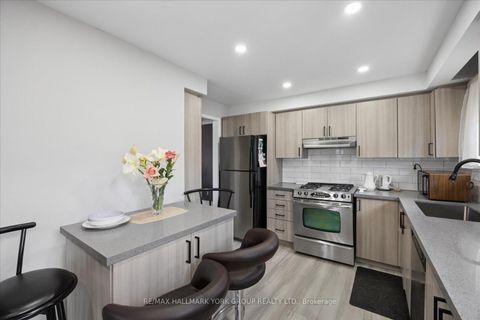 Photo 13 at 30 Briarbluff Avenue, West Hill, Toronto
