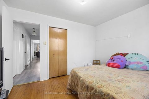 Photo 22 at 30 Briarbluff Avenue, West Hill, Toronto