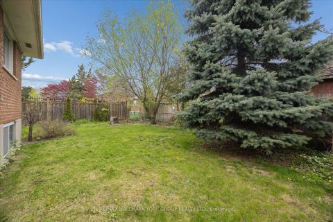Photo 40 at 30 Briarbluff Avenue, West Hill, Toronto