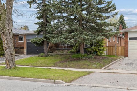 Photo 41 at 30 Briarbluff Avenue, West Hill, Toronto
