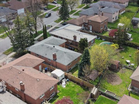 Photo 44 at 30 Briarbluff Avenue, West Hill, Toronto