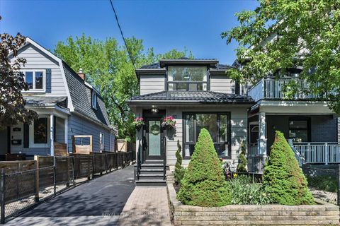 Photo 1 at 93 Coleridge Avenue, Lumsden, Toronto