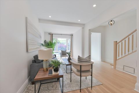 Photo 7 at 93 Coleridge Avenue, Lumsden, Toronto