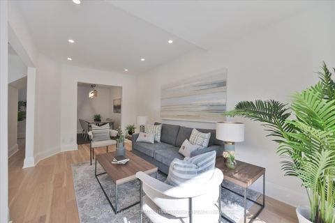 Photo 8 at 93 Coleridge Avenue, Lumsden, Toronto