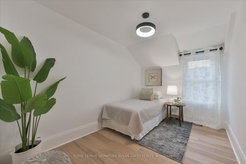 Photo 24 at 93 Coleridge Avenue, Lumsden, Toronto