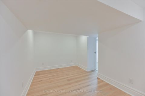 Photo 33 at 93 Coleridge Avenue, Lumsden, Toronto