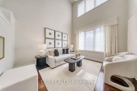 Photo 3 at 42 Grand Oak Drive, Oak Ridges, Richmond Hill