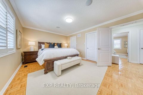 Photo 23 at 42 Grand Oak Drive, Oak Ridges, Richmond Hill