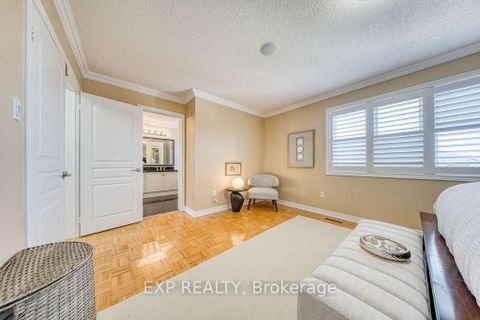 Photo 24 at 42 Grand Oak Drive, Oak Ridges, Richmond Hill
