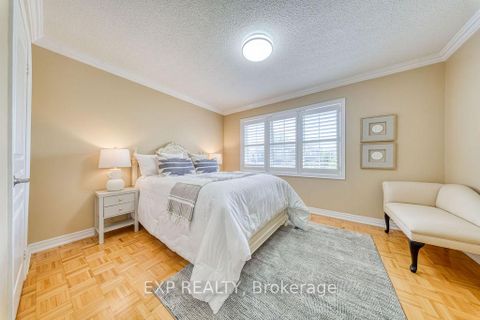 Photo 27 at 42 Grand Oak Drive, Oak Ridges, Richmond Hill