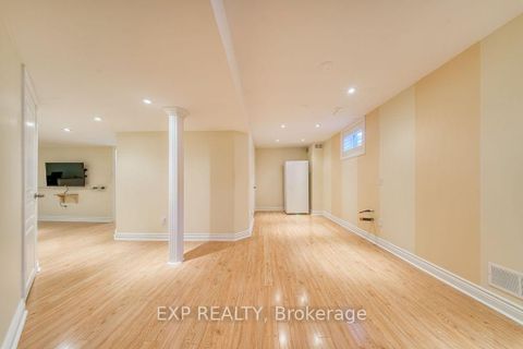 Photo 39 at 42 Grand Oak Drive, Oak Ridges, Richmond Hill