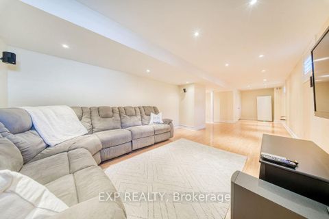 Photo 42 at 42 Grand Oak Drive, Oak Ridges, Richmond Hill