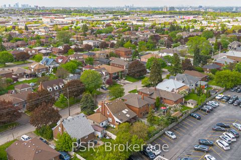 Photo 2 at 14 Jane Osler Boulevard, Glen Park, Toronto