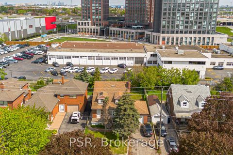 Photo 5 at 14 Jane Osler Boulevard, Glen Park, Toronto