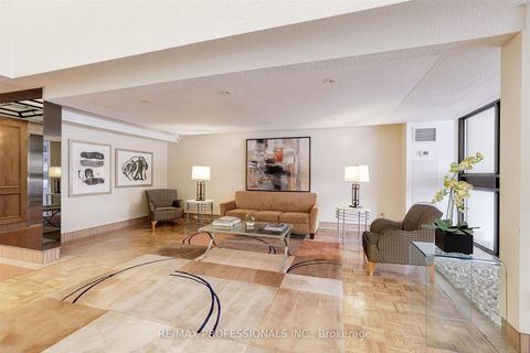 Photo 3 at 122 - 80 Quebec Avenue, High Park North, Toronto