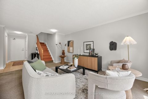 Photo 9 at 122 - 80 Quebec Avenue, High Park North, Toronto