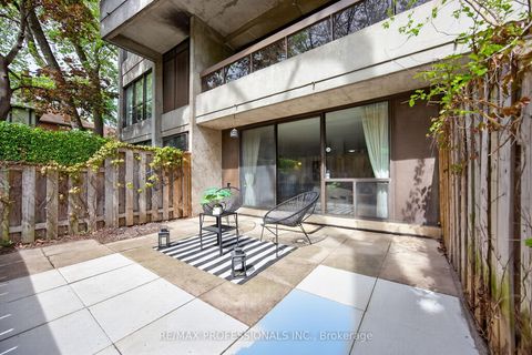 Photo 29 at 122 - 80 Quebec Avenue, High Park North, Toronto