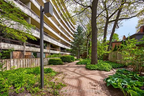 Photo 33 at 122 - 80 Quebec Avenue, High Park North, Toronto