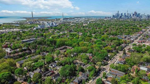Photo 30 at 123 - 90 Edgewood Avenue, Woodbine Corridor, Toronto