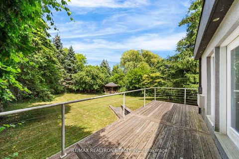 Photo 20 at 318 Centre Street, Uplands, Vaughan