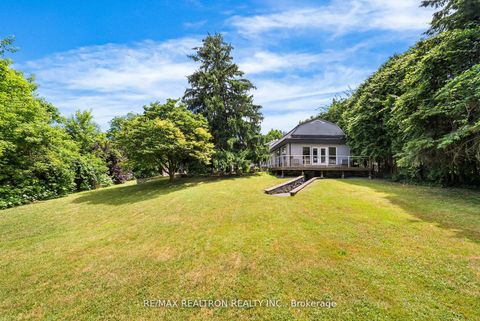 Photo 25 at 318 Centre Street, Uplands, Vaughan